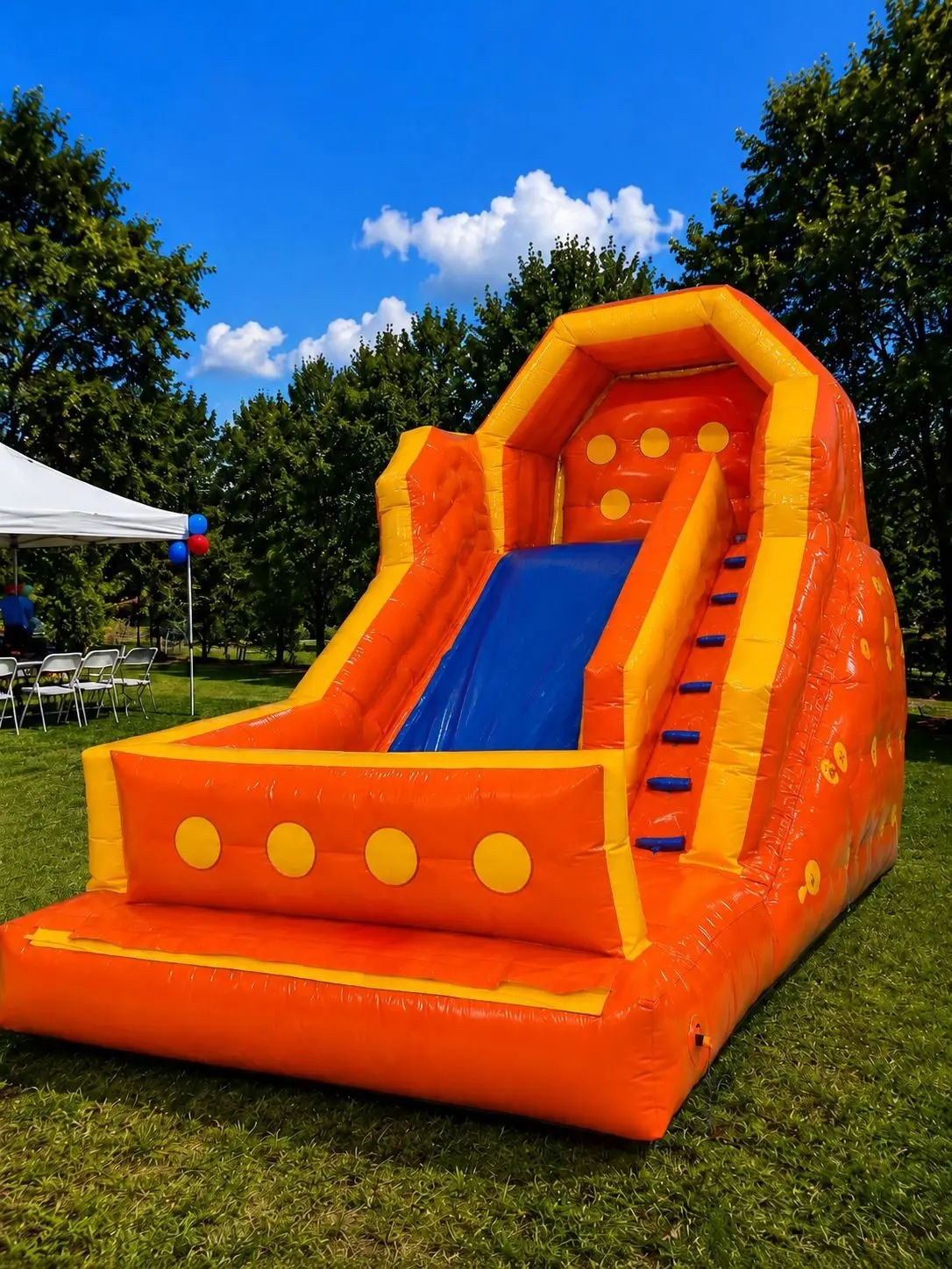 Tobogã Inflável Jump&Go laranja e azul